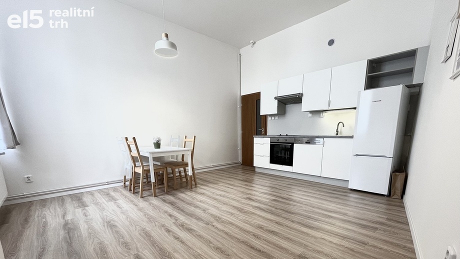 Pronájem byty 2+kk, 43 m² - Opava (nečleněná část města)
