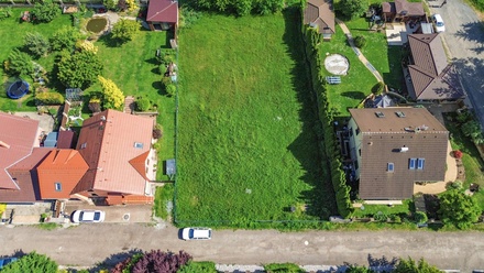 Prodej stavebního pozemku 996 m², Zruč-Senec