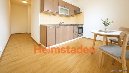 Pronájem bytu 2+1 55 m², Karviná-Nové Město - Karviná - Nové město