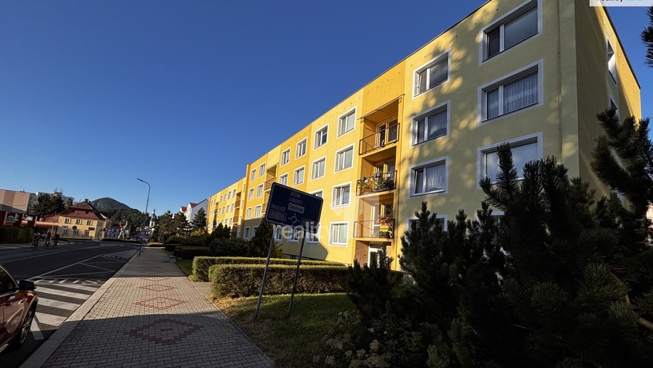 Pronájem byty 2+kk, 40 m² - Nový Bor