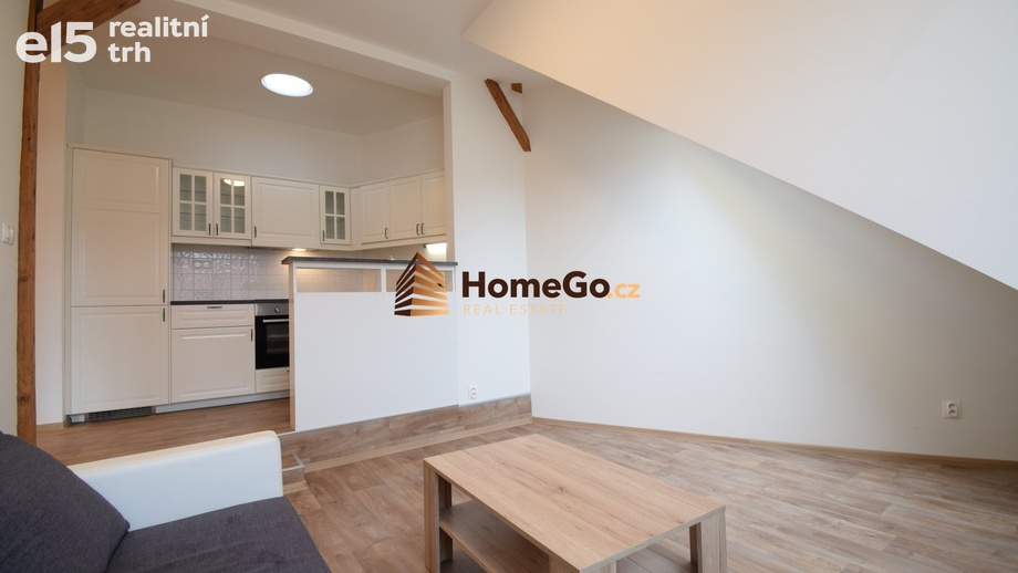 Pronájem byty 3+kk, 72 m² - Praha - Nusle