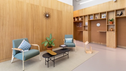 Pronájem kanceláře 60 m², Praha - Holešovice