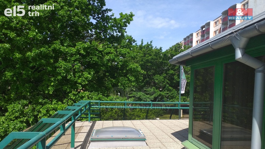 Pronájem kanceláře, 188 m² - Brno - Lesná