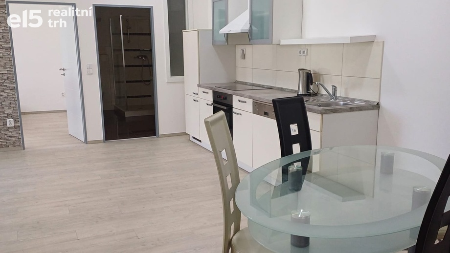 Pronájem bytu 3+kk 70 m², Hodějice