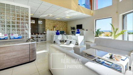 Prodej obchodního prostoru 210 m², Nebovidy