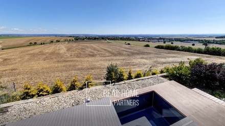 Prodej obchodního prostoru 210 m², Nebovidy