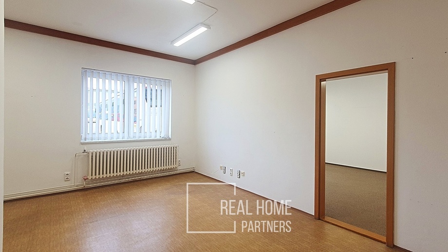 Pronájem kanceláře, 50 m² - Znojmo