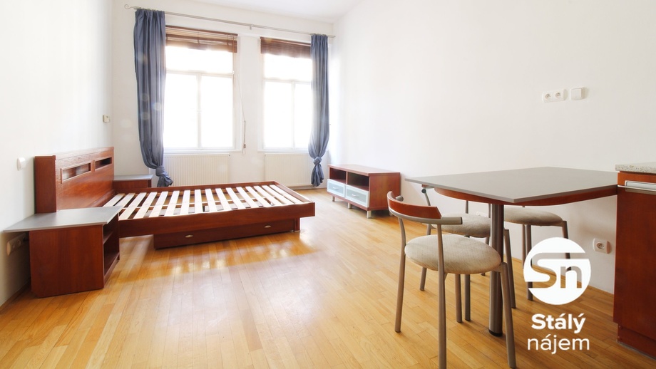 Pronájem bytu 1+kk 27 m², Praha - Nové Město