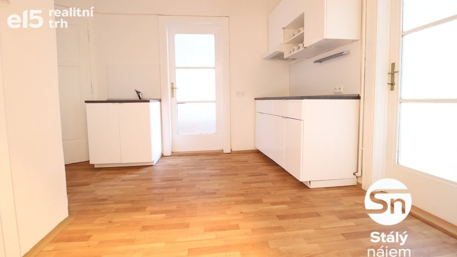 Pronájem byty 2+kk, 60 m² - Praha - Holešovice