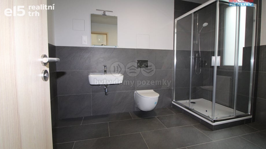 Pronájem byty 2+kk, 40 m² - Plzeň - Jižní Předměstí
