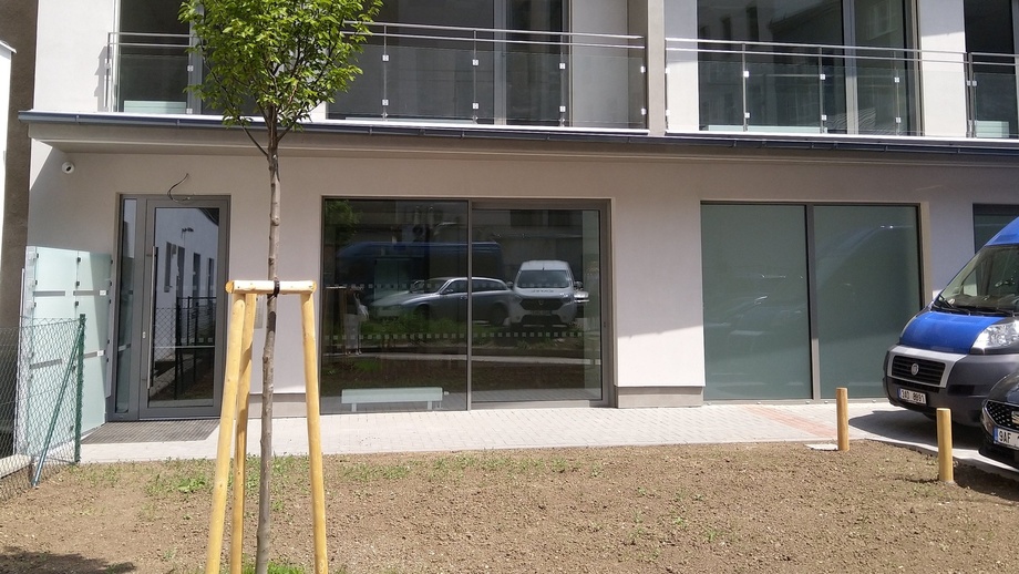 Pronájem garáže, 12 m² - Brno-město