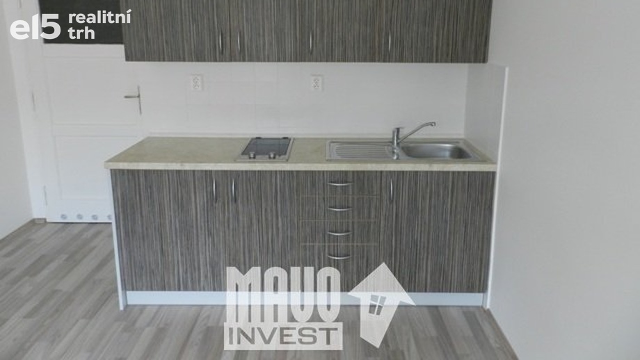 Pronájem byty 1+kk, 28 m² - Praha - Smíchov