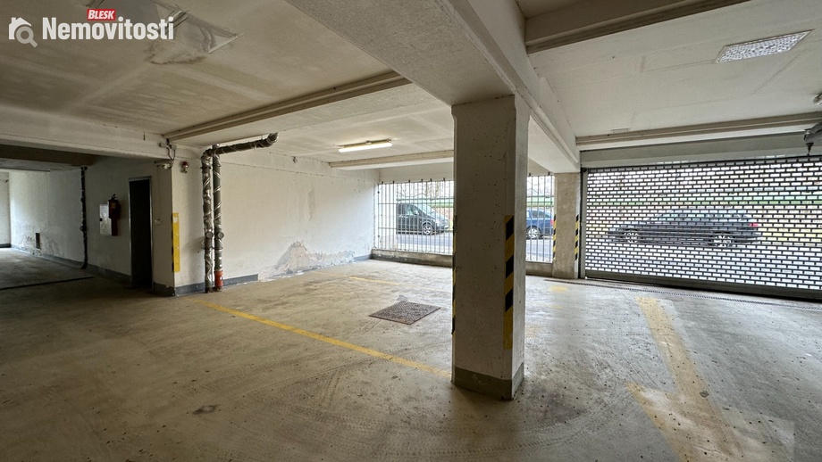 Prodej garážového stání 14 m², Liberec