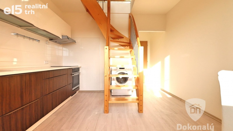Pronájem byty 2+kk, 39 m² - Starý Plzenec