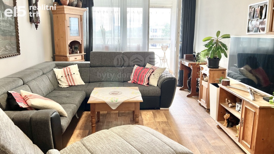 Prodej byty 3+1, 80 m² - Praha - Černý Most