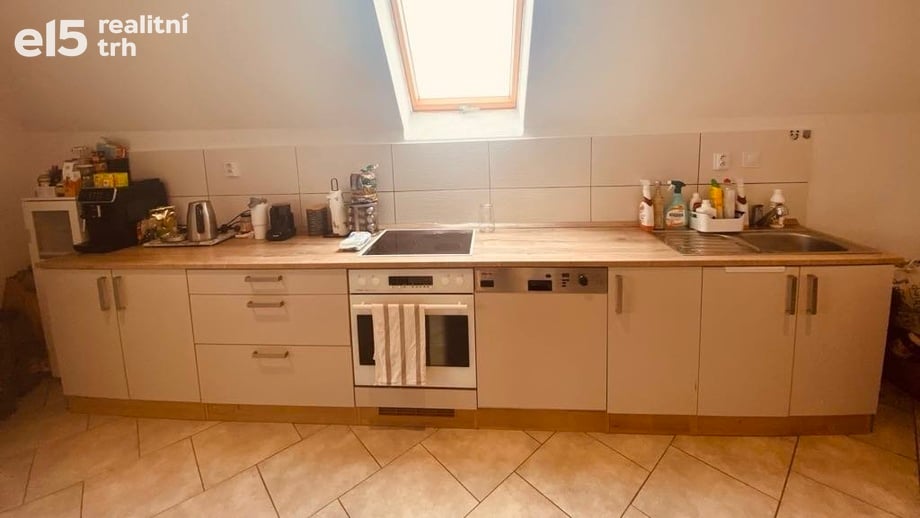 Pronájem byty 2+kk, 80 m² - Humpolec
