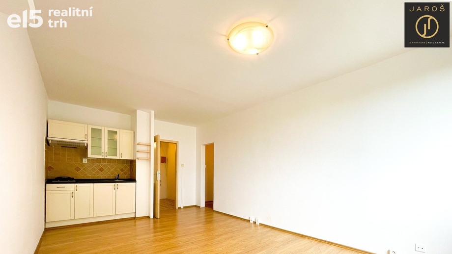 Pronájem byty 1+kk, 29 m² - Praha - Bohnice