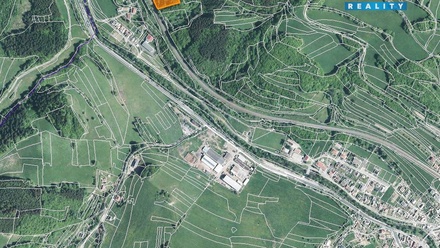 Prodej louky 2 937 m², Lužná