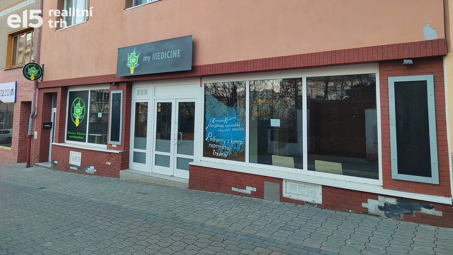 Pronájem obchodní prostory, 160 m² - Kladno