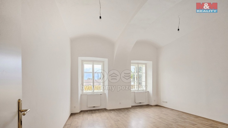 Pronájem bytu 1+1 43 m², Studeněves