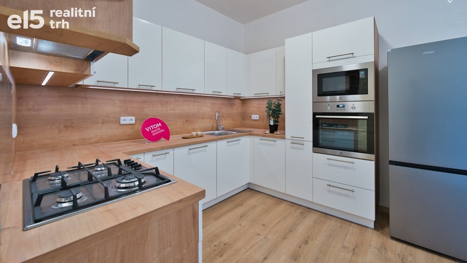 Pronájem byty 3+1, 98 m² - Praha - Vysočany