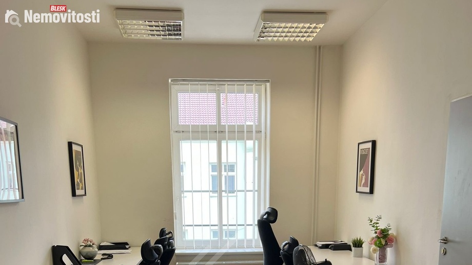 Pronájem kanceláře 14 m², Praha - Vinohrady