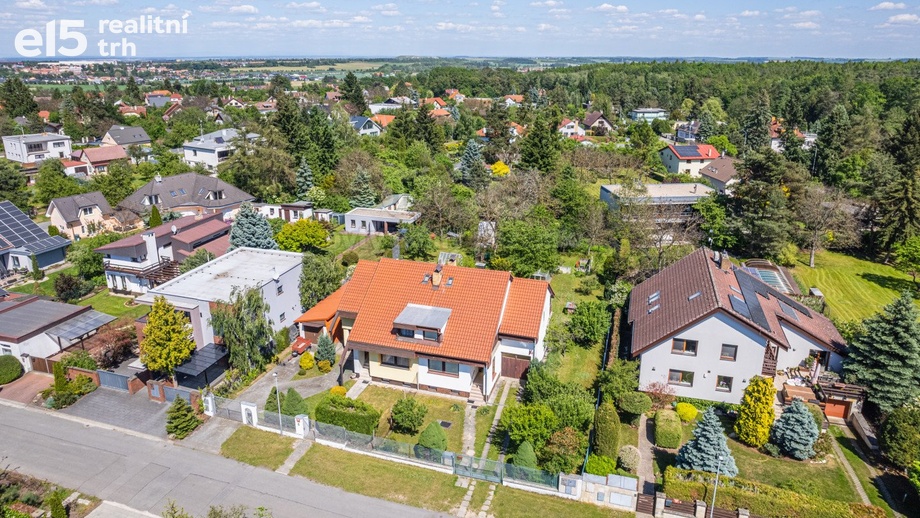 Pronájem rodinné domy, 250 m² - Praha - Klánovice