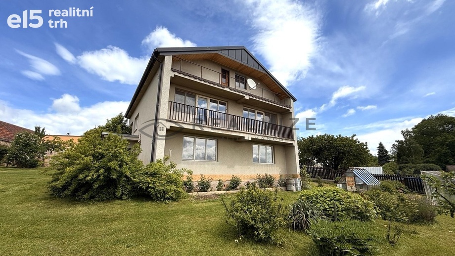 Prodej rodinného domu 241 m², Střížov