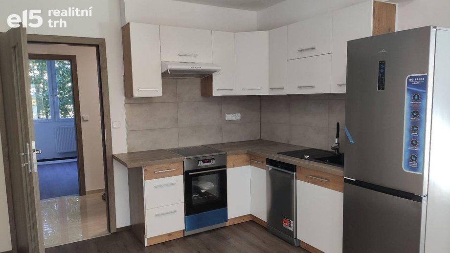 Pronájem byty 4+kk, 70 m² - Praha - Nusle