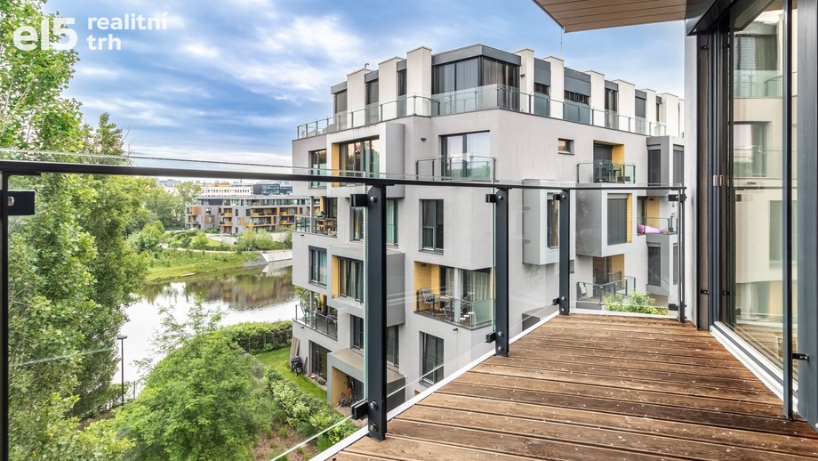 Pronájem byty 3+kk, 93 m² - Praha - Libeň