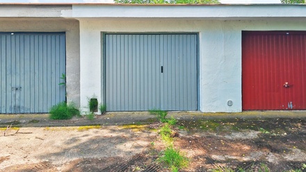 Prodej garáže 17 m², Hradec Králové