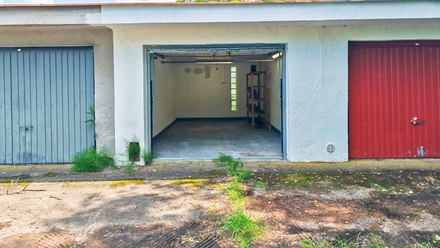 Prodej garáže 17 m², Hradec Králové