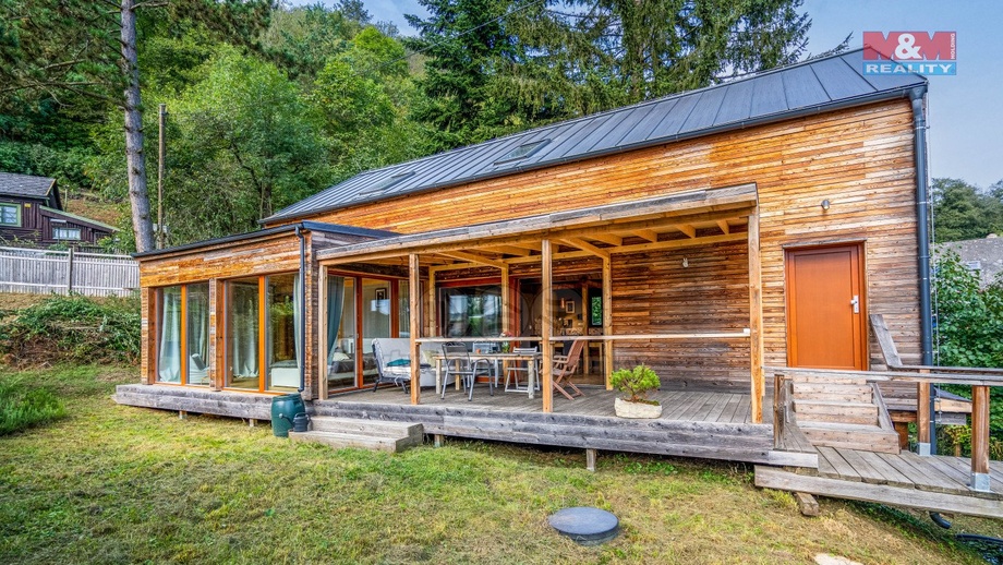 Prodej rodinného domu 176 m², Karlík