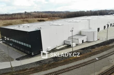Pronájem skladu 2 000 m², Paskov
