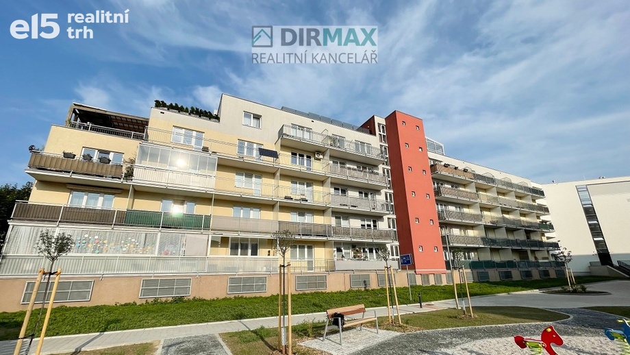 Prodej byty 1+kk, 38 m² - Plzeň - Jižní Předměstí