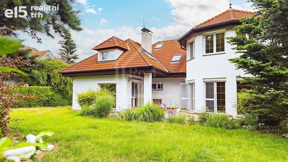Prodej rodinné domy, 340 m² - Praha - Točná