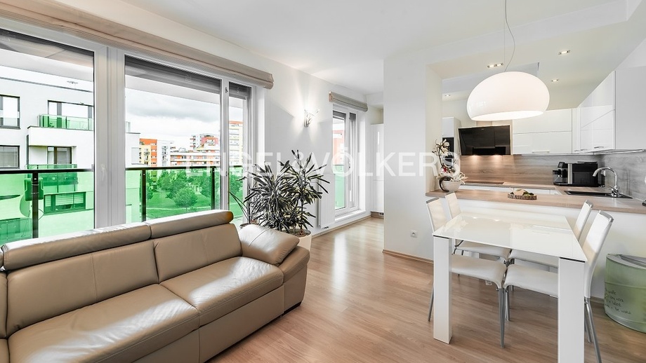 Pronájem bytu 2+kk 50 m², Praha - Letňany