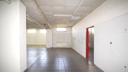 Pronájem obchodního prostoru 350 m², Plzeň - Lobzy