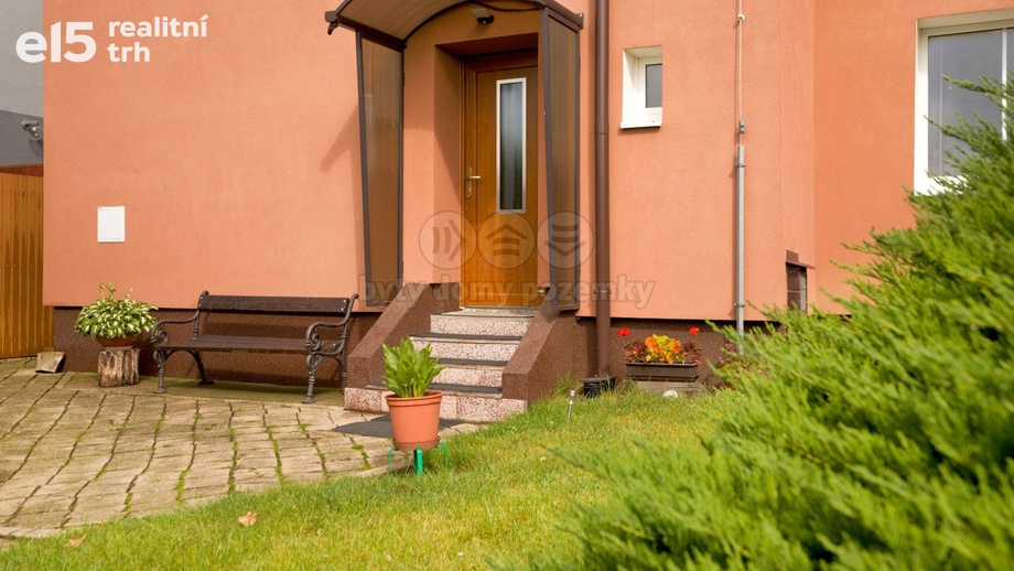 Prodej rodinného domu 175 m², Spořice