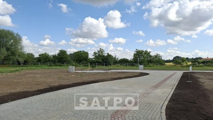 Prodej stavebního pozemku 1 075 m², Praha-Šeberov