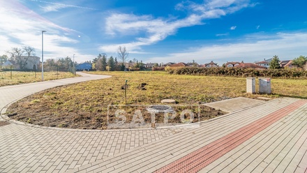 Prodej stavebního pozemku 1 378 m², Praha-Šeberov