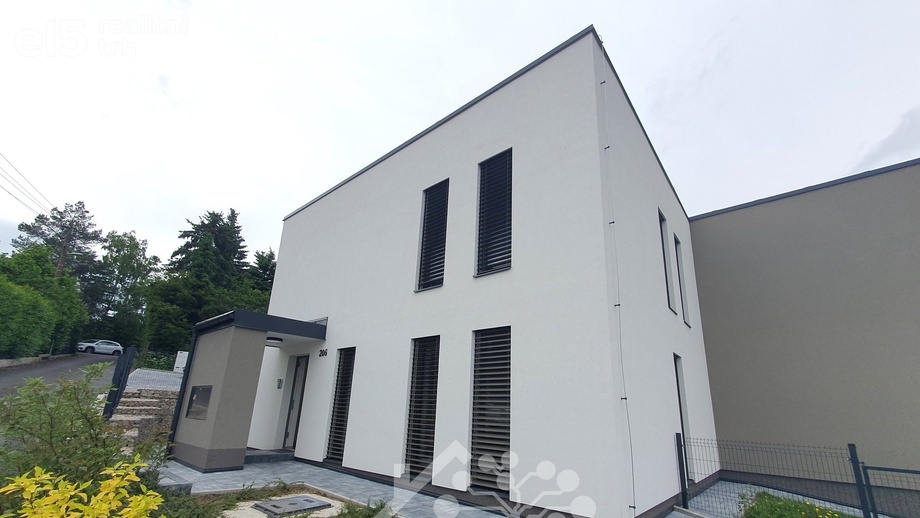 Pronájem byty 4+kk, 90 m² - Stráž nad Nisou