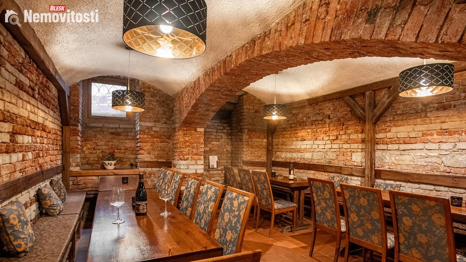 Prodej restaurace 280 m², Praha - Vinohrady