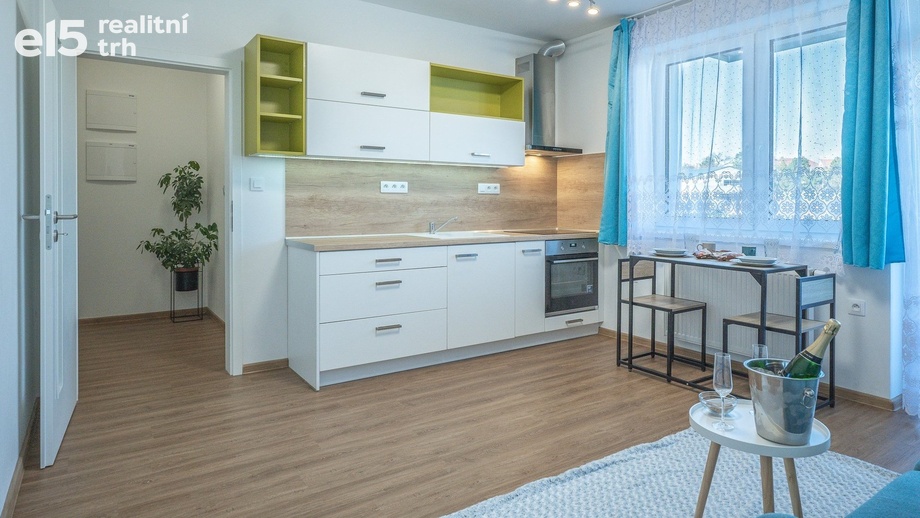 Pronájem byty 1+kk, 29 m² - Moravské Budějovice