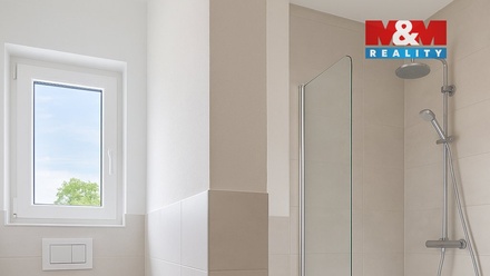 Prodej rodinného domu 270 m², Dobšice