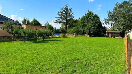 Pronájem zahrady 812 m², Úhonice
