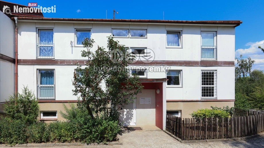 Pronájem bytu 1+1 39 m², Obrnice