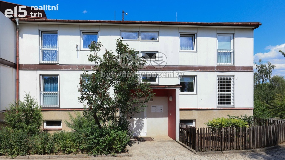 Pronájem byty 1+1, 39 m² - Obrnice