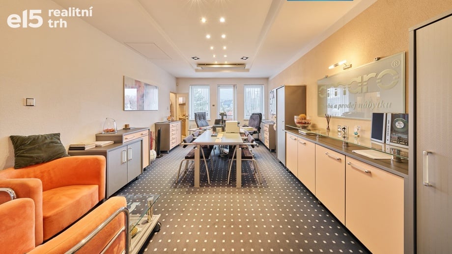 Pronájem obchodního prostoru 327 m², Trutnov - Poříčí