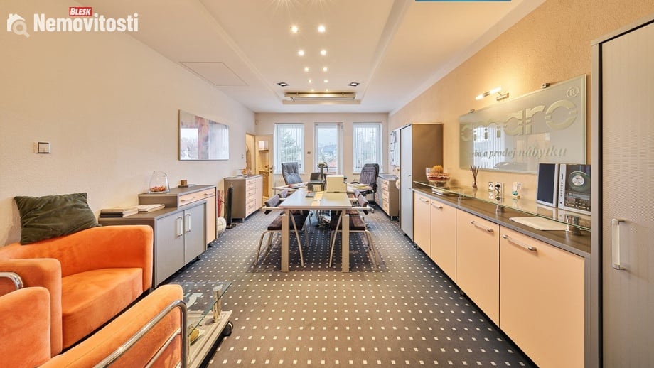 Pronájem obchodního prostoru 327 m², Trutnov - Poříčí